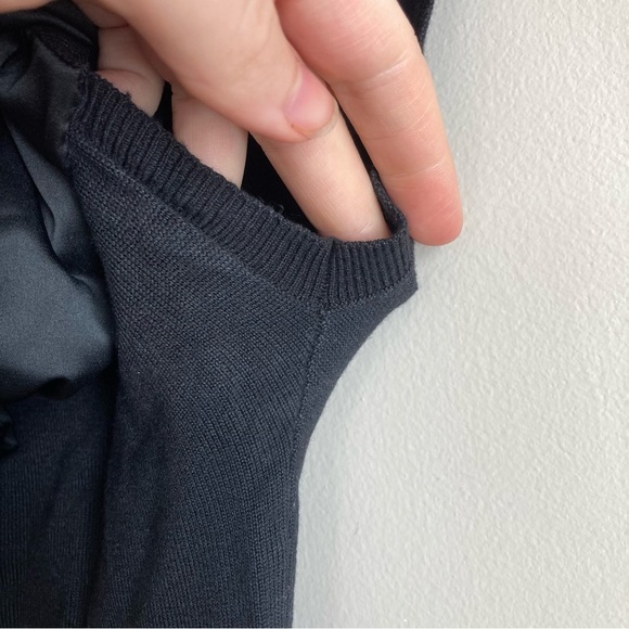 The Limited Black Knit Satin Statement Bow Neckline Top S - Picture 5 of 13